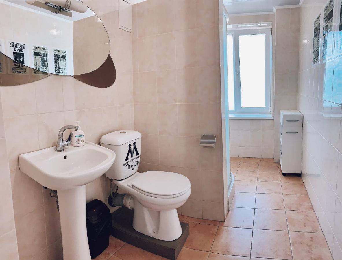 У Поттера Hostel Ternopil Kültér fotó