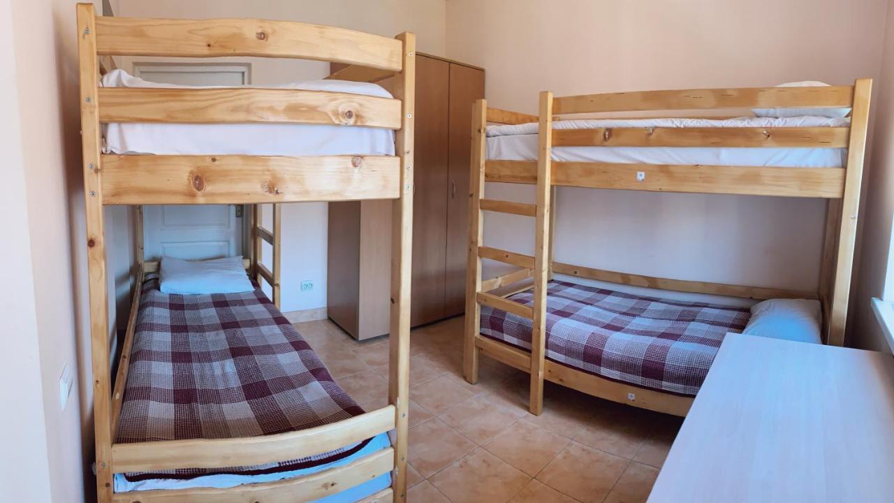 У Поттера Hostel Ternopil Kültér fotó