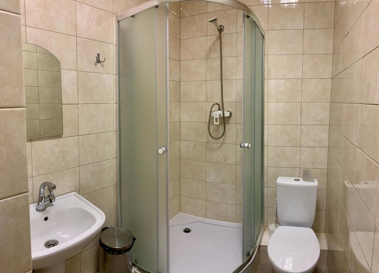 У Поттера Hostel Ternopil Kültér fotó
